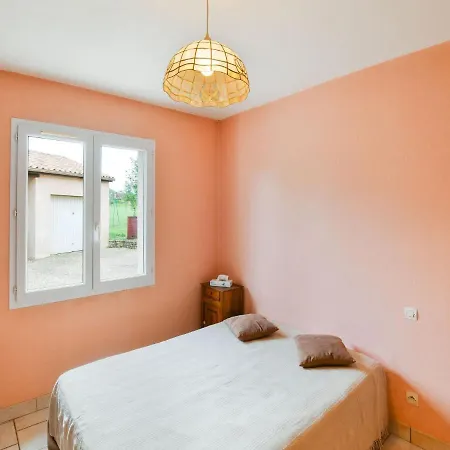 Semesterbostad Spacious Holiday In With Private Pool