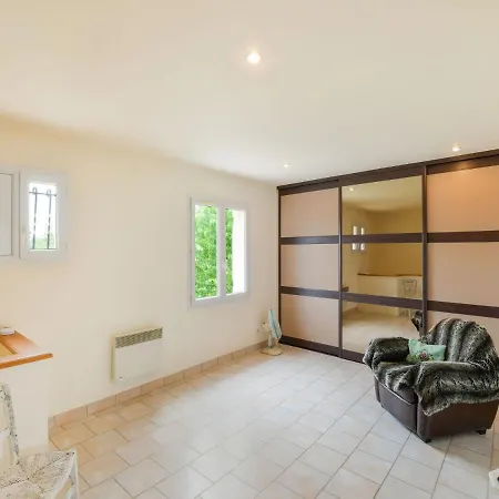 Spacious Holiday In With Private Pool